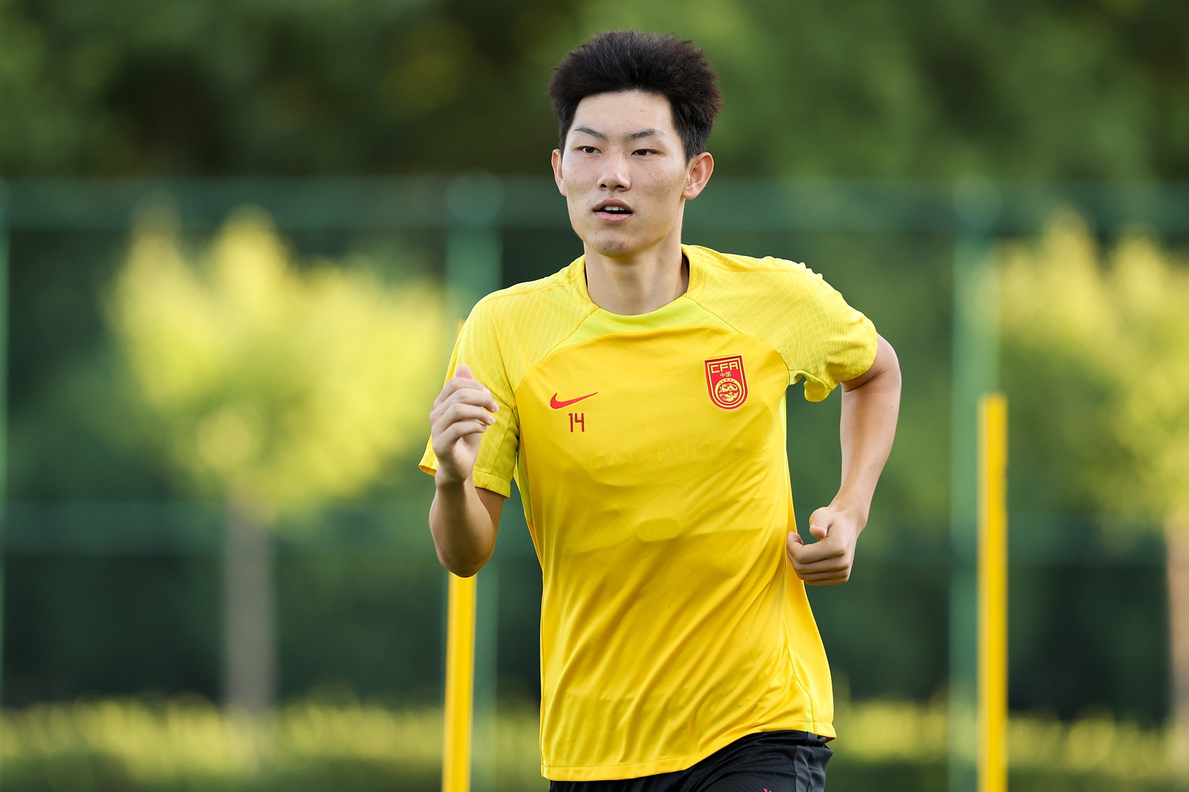 魯媒：泰山隊(duì)抵達(dá)梅州五外援齊整，四名國(guó)腳可出戰(zhàn)史松宸隨隊(duì)
