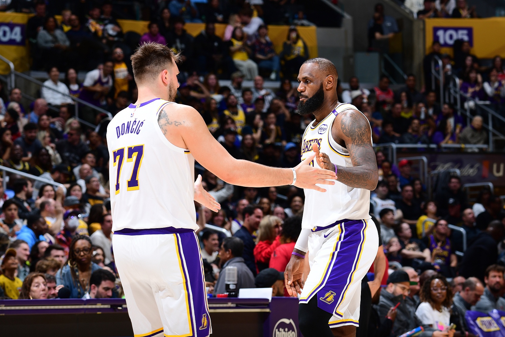 卡位戰(zhàn)/老詹里程碑/灰熊換帥！ESPN預(yù)測(cè)勝率：湖人54.9%微占優(yōu)勢(shì)